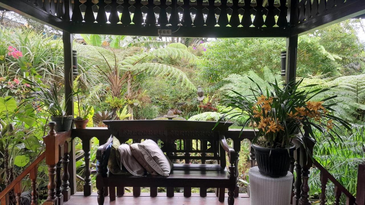 Rumah Kayu Sulawesi Antique Bedugul  Exterior foto