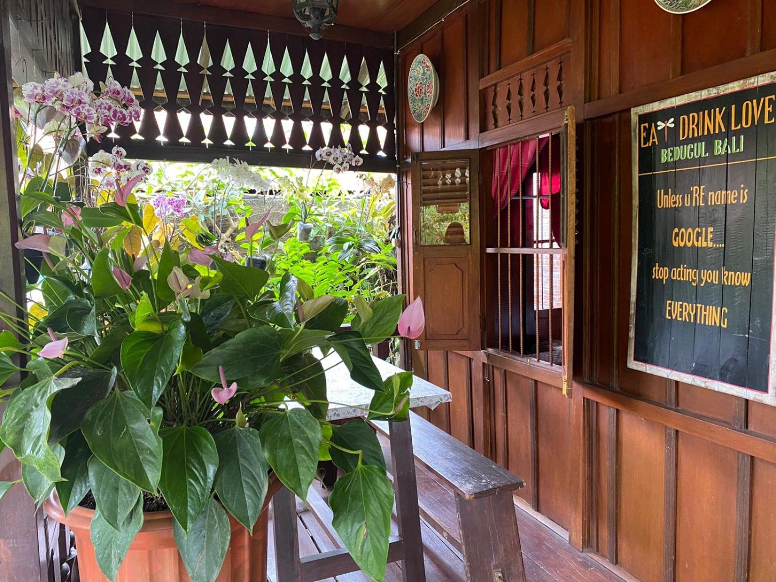 Rumah Kayu Sulawesi Antique Bedugul  Exterior foto
